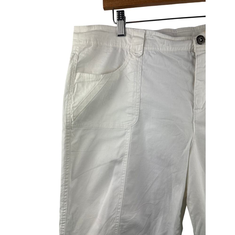 Women’s Style&Co Size 16 White Capri Pants - Picture 2 of 5